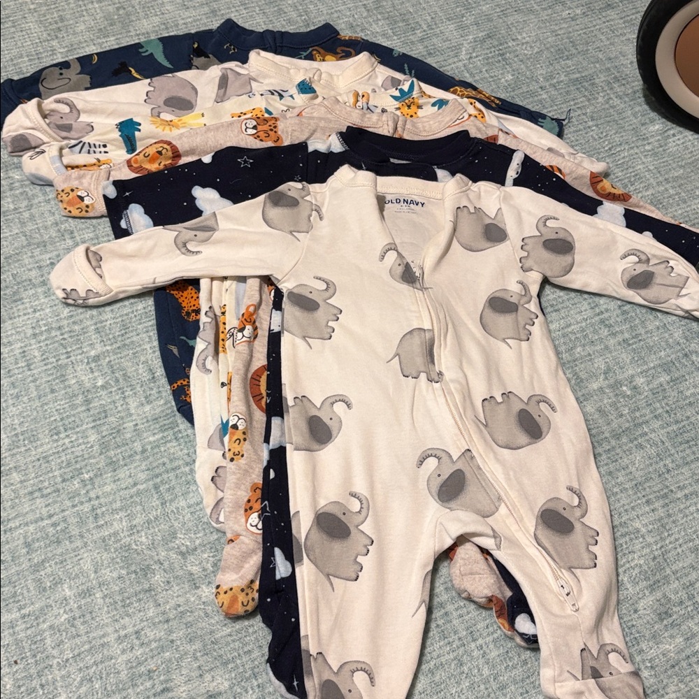 Old Navy Set of 6 Footies, 0-3 months